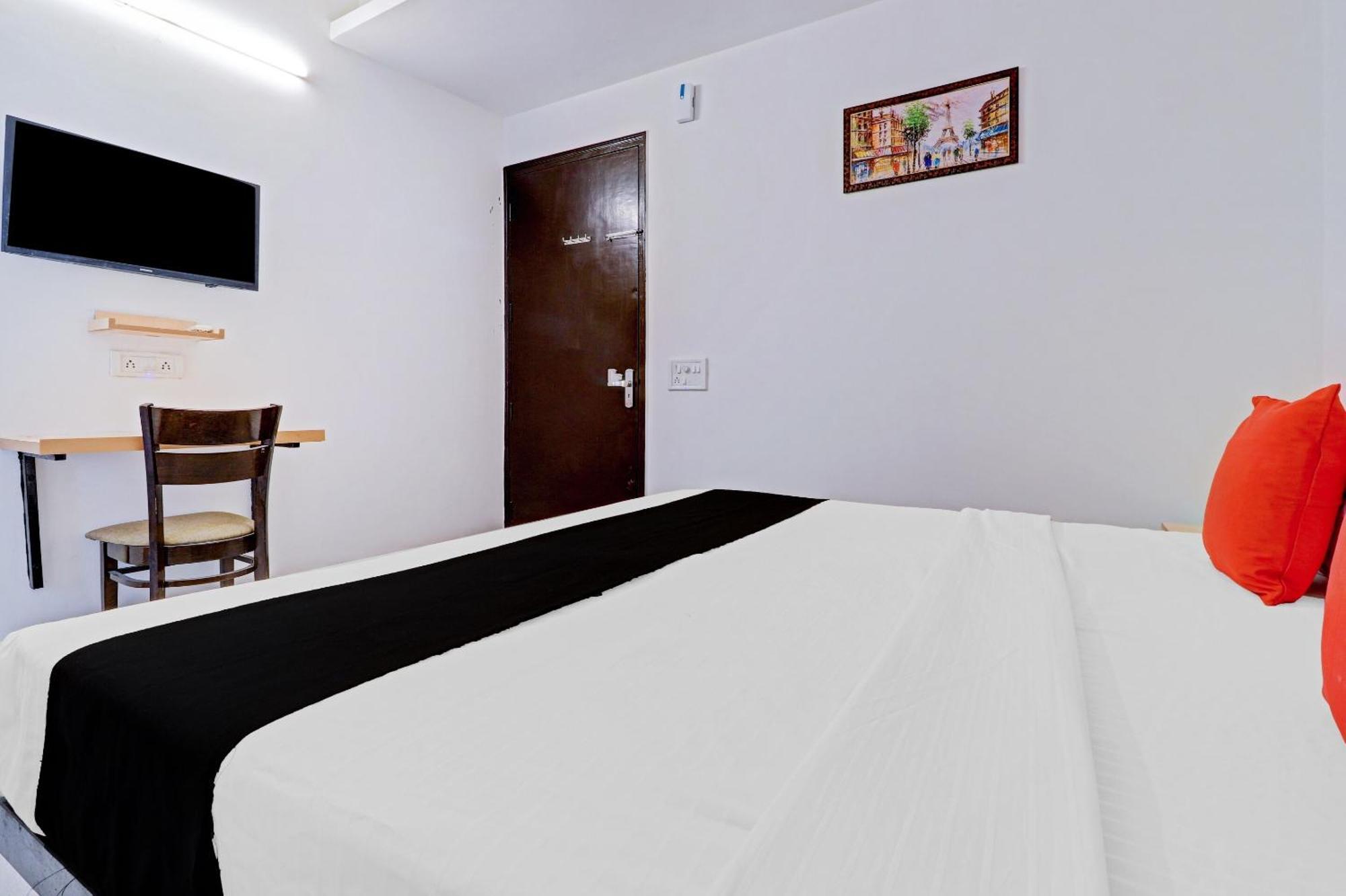 Hotel O Vasundhra Grand Ghaziabad Eksteriør billede